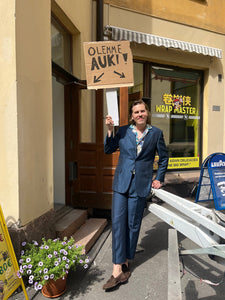 Isännöitsijä meidän!